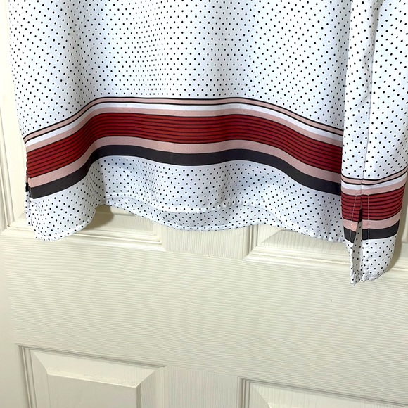 Loft Relaxed Fit White Polka Dots Tops Size Large - Picture 4 of 9